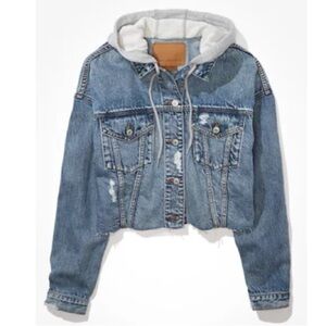 American Eagle Distressed Cropped Jean Jacket